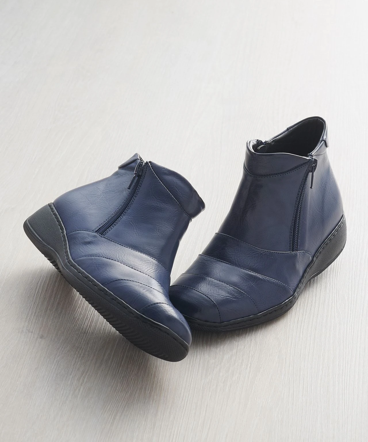 Double Width Boots 7 Double Width Boots - Image 5