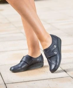 Double Touch-Fasten Shoe -Damart shop 23882 08130 F 1 HD 3