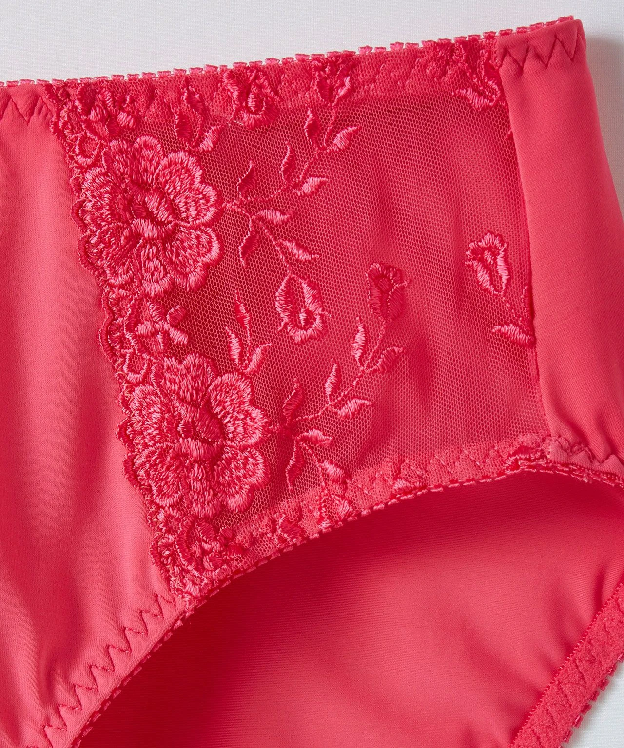 Midi Brief 8 Midi Brief - Image 6