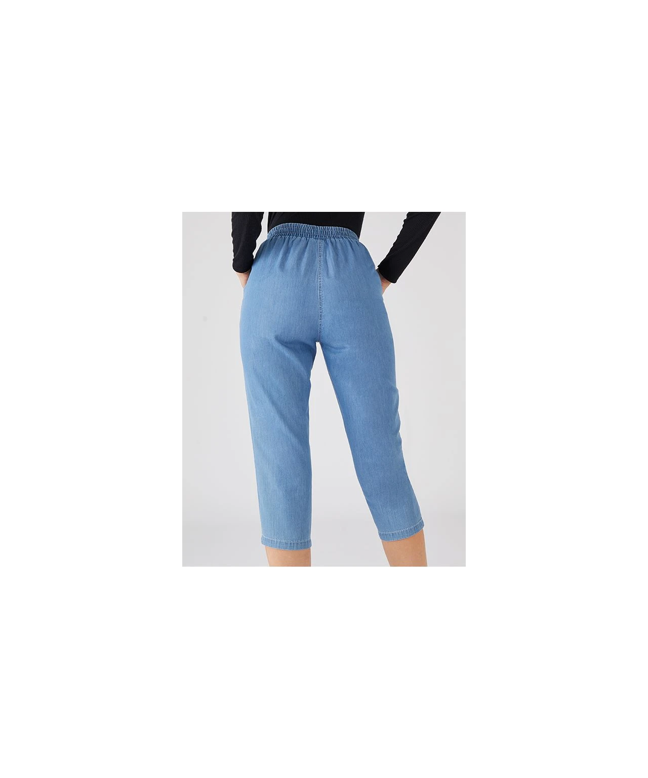Crop Trousers 3 Crop Trousers
