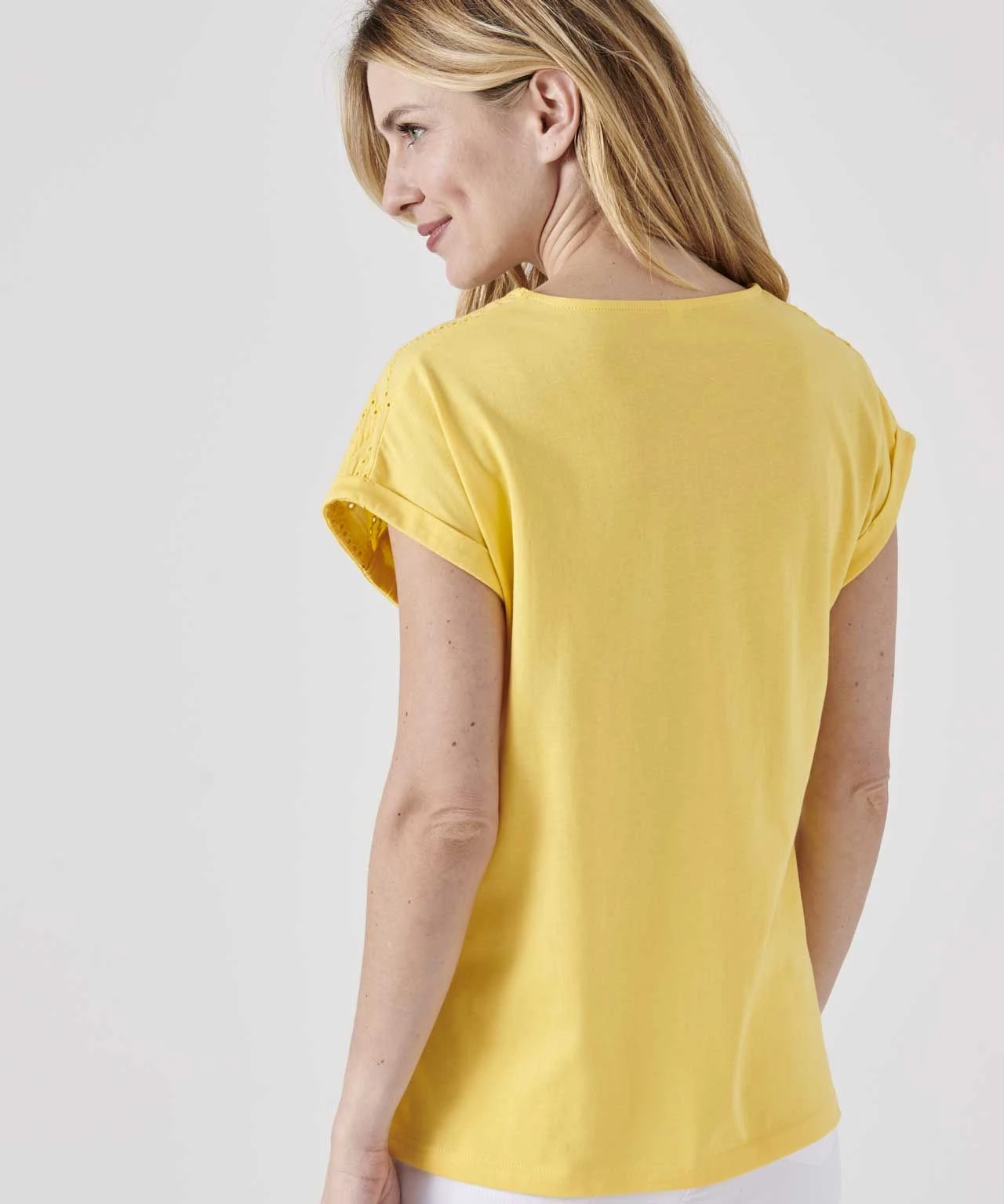 Detailed T-shirt 13 Detailed T-shirt - Image 11