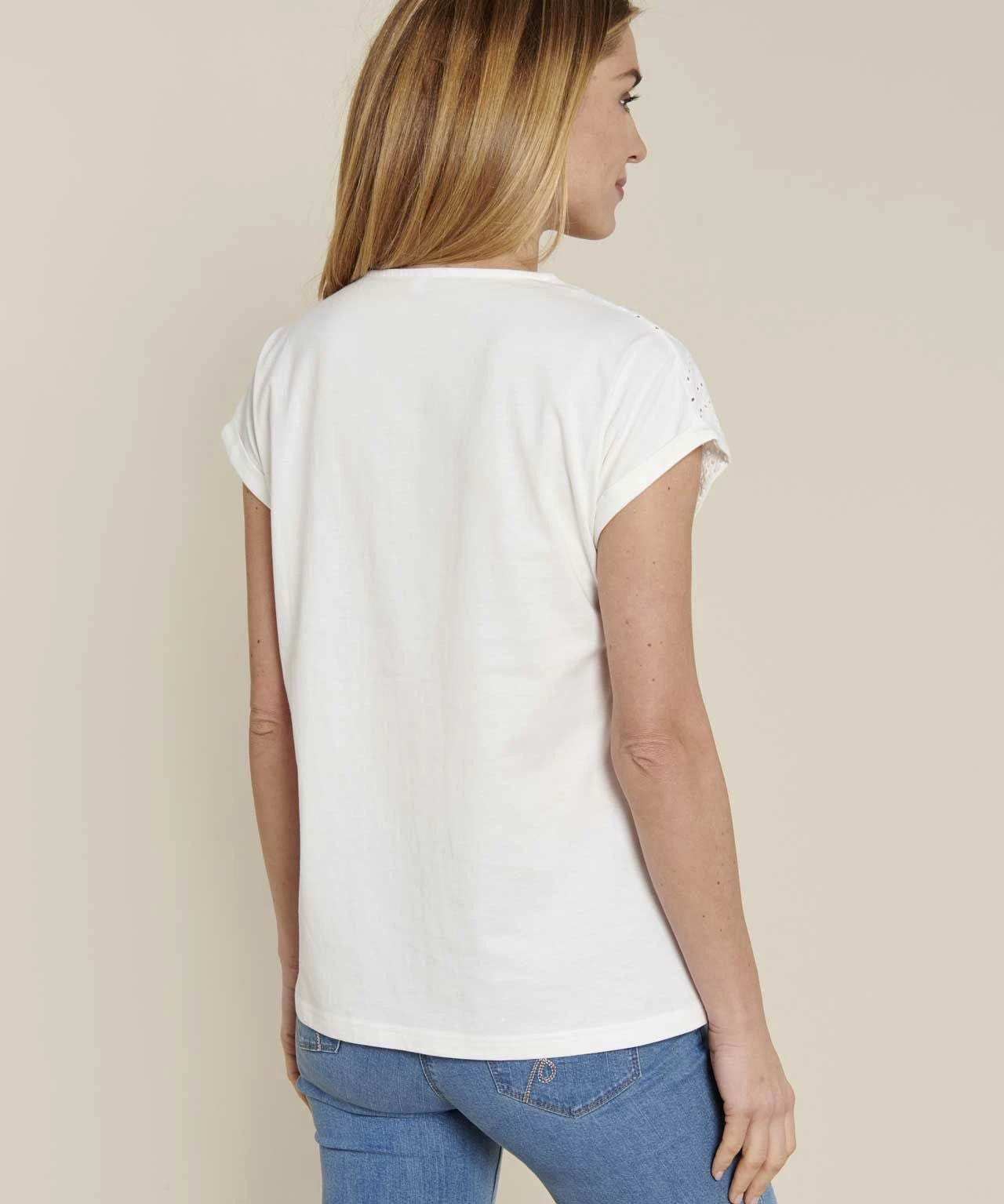 Detailed T-shirt 10 Detailed T-shirt - Image 8