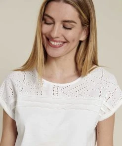 Detailed T-shirt 26 Detailed T-shirt -Damart shop 66653 21036 D 3 HD 3