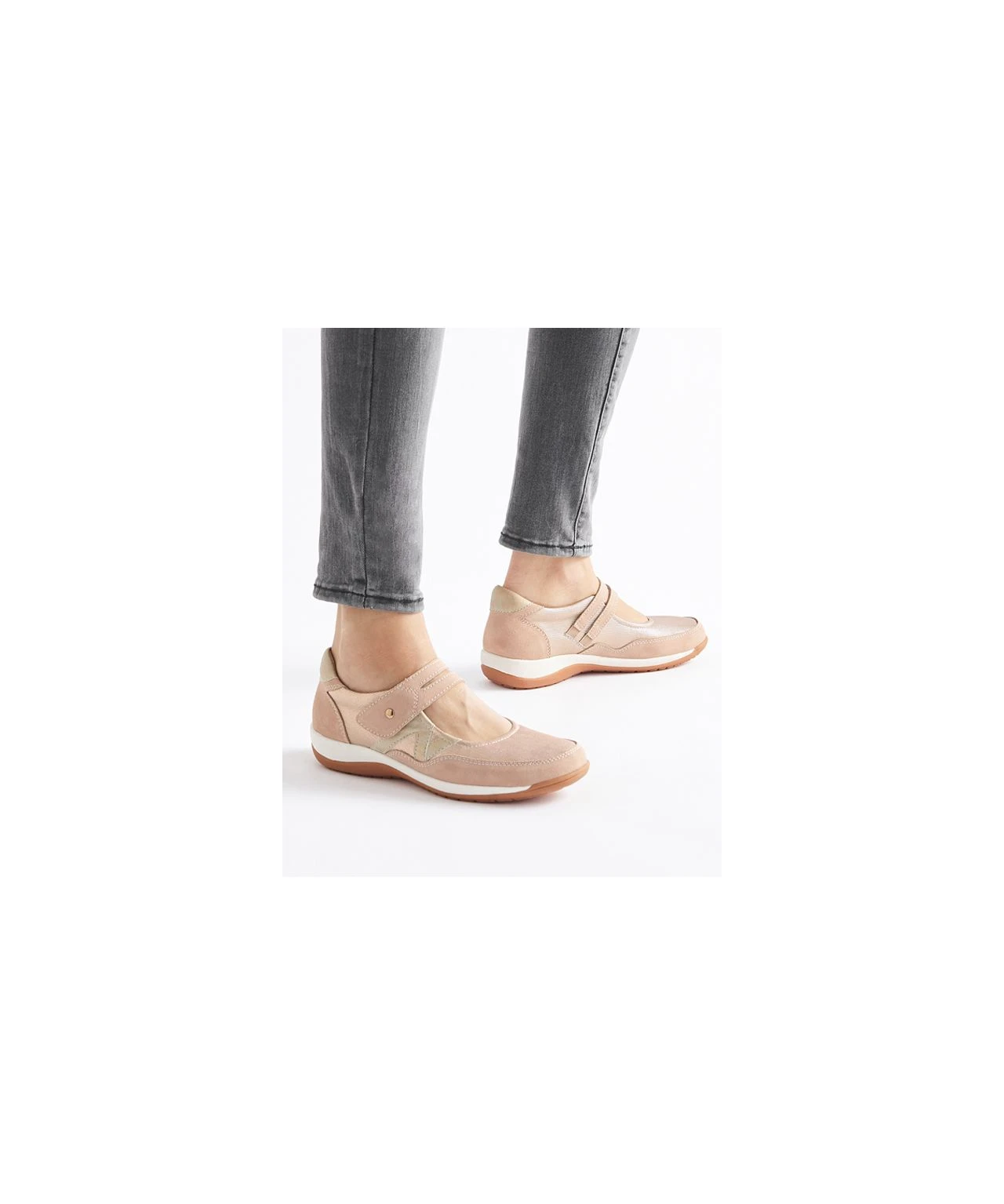 Touch-fasten Shoe 5 Touch-fasten Shoe - Image 3