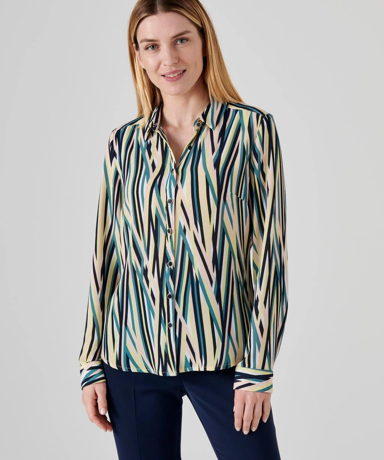 Printed Blouse 6 Printed Blouse - Image 4