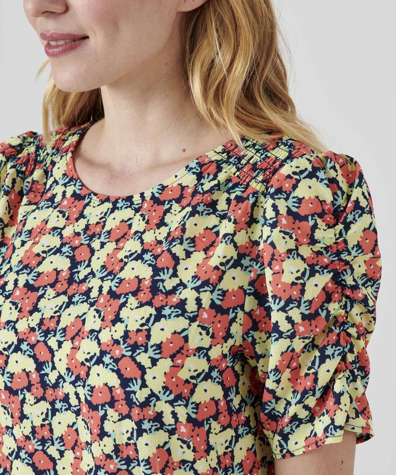 Sleeve Detail Blouse 6 Sleeve Detail Blouse - Image 4