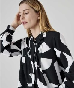 Black Print Blouse -Damart shop 71189 23960 D 3 HD 3