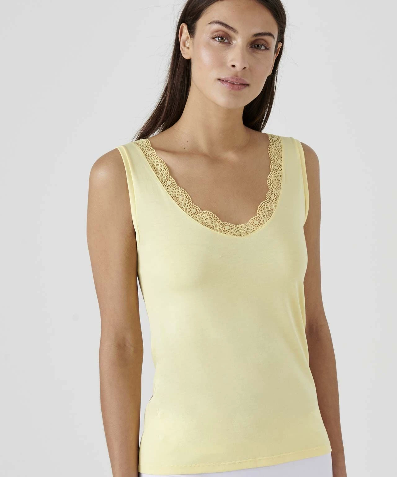 Sleeveless 2-in-1 T-shirt 8 Sleeveless 2-in-1 T-shirt - Image 6