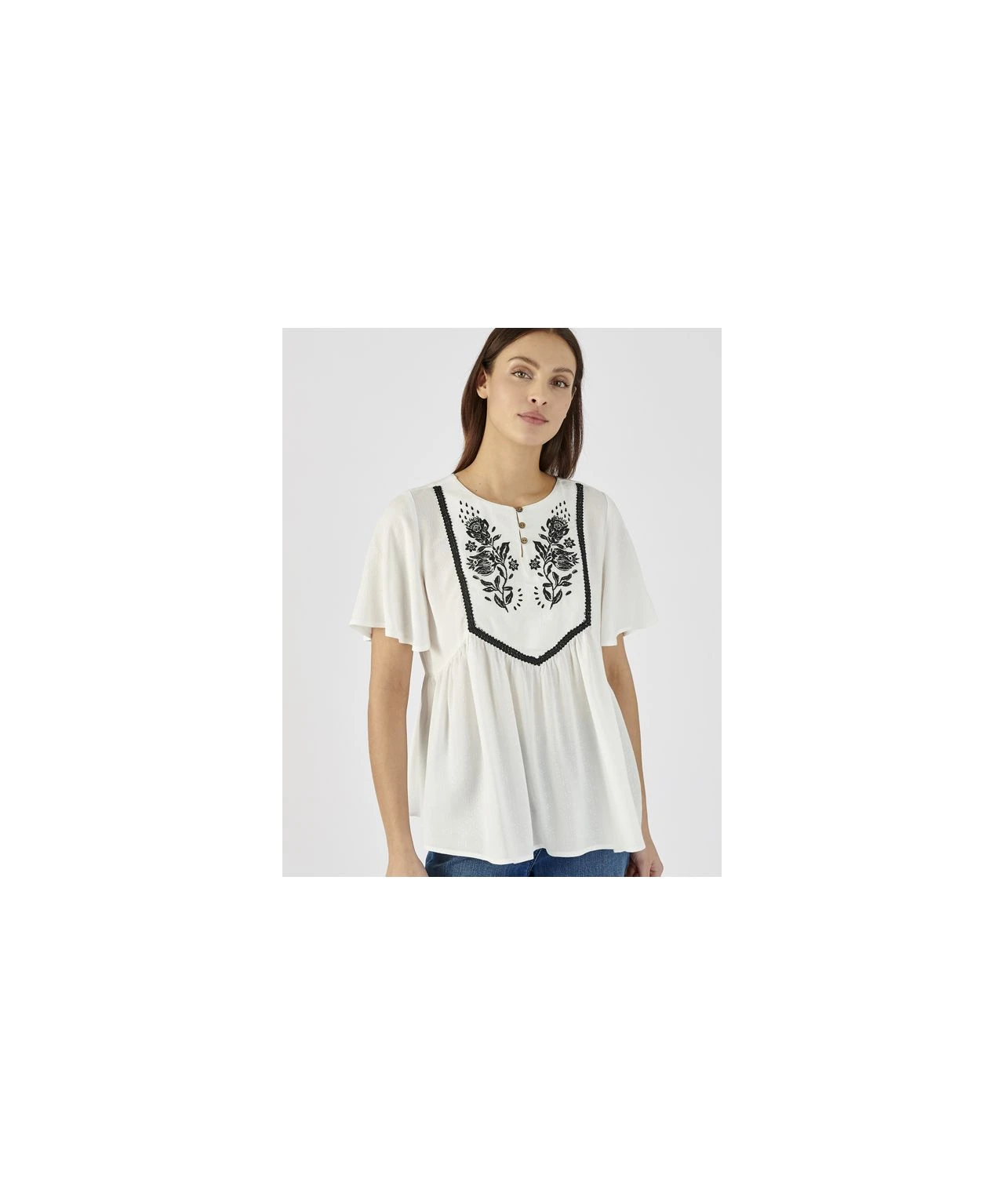 Off White Embroidered Blouse 3 Off White Embroidered Blouse