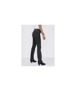 Straight-leg Perfect Fit Jeans