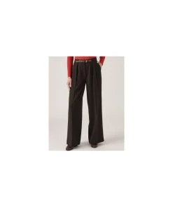 Wide-leg Trousers
