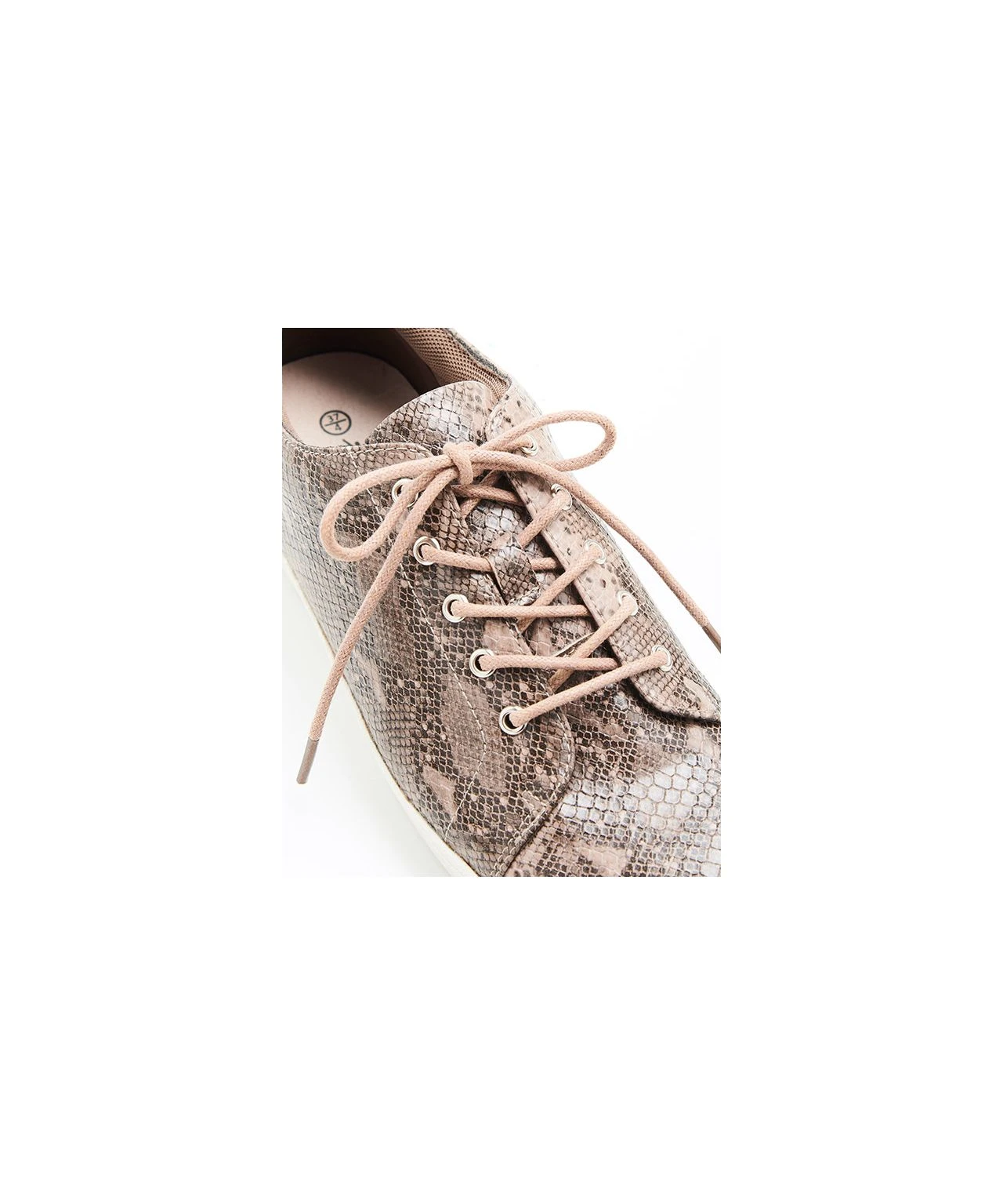 Adjustable Wide Fit Trainers 16 Adjustable Wide Fit Trainers - Image 15