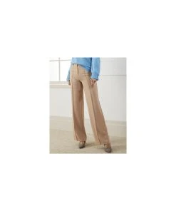 Wide-leg Trousers